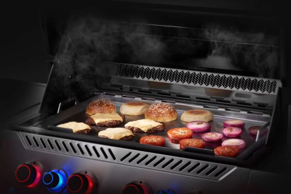 56094-Web-Gallery-02-Original_JPG-56094-Griddle-Prod-In-Use