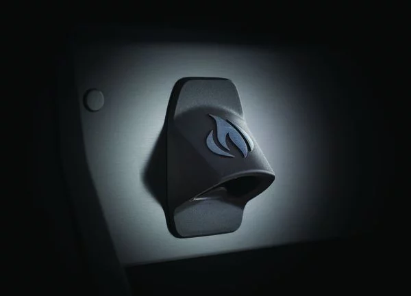 Zintegrowany otwieracz do butelek